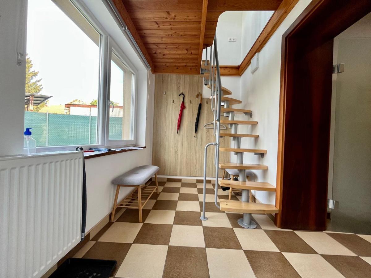 Rabbit Apartman Mosonmagyaróvár Exteriér fotografie