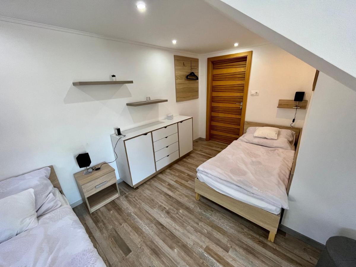 Rabbit Apartman Mosonmagyaróvár Exteriér fotografie