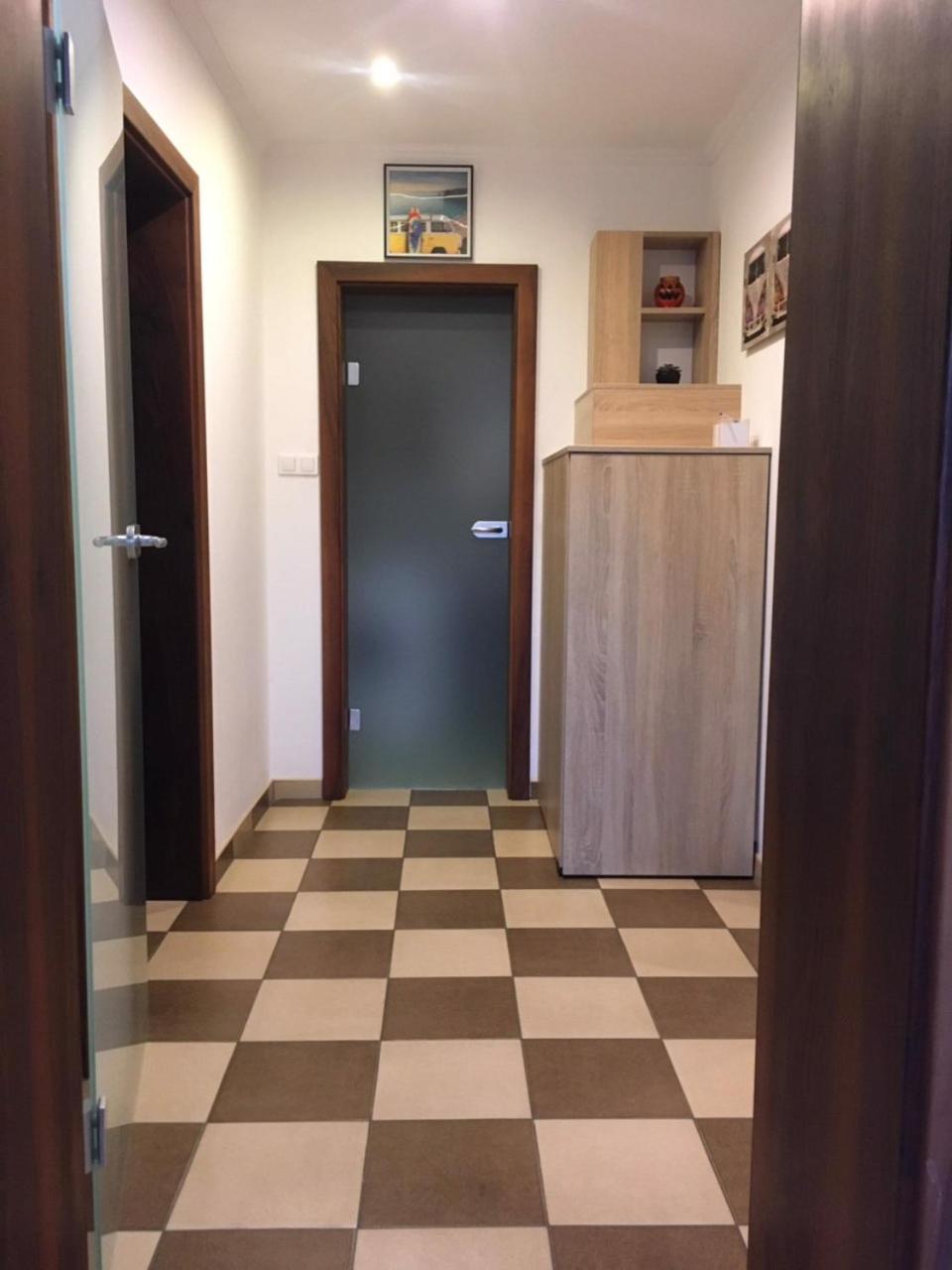 Rabbit Apartman Mosonmagyaróvár Exteriér fotografie